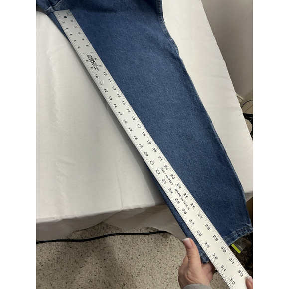 Mens Wrangler Regular Fit Blue Jeans 40x30 NWT - Picture 8 of 9